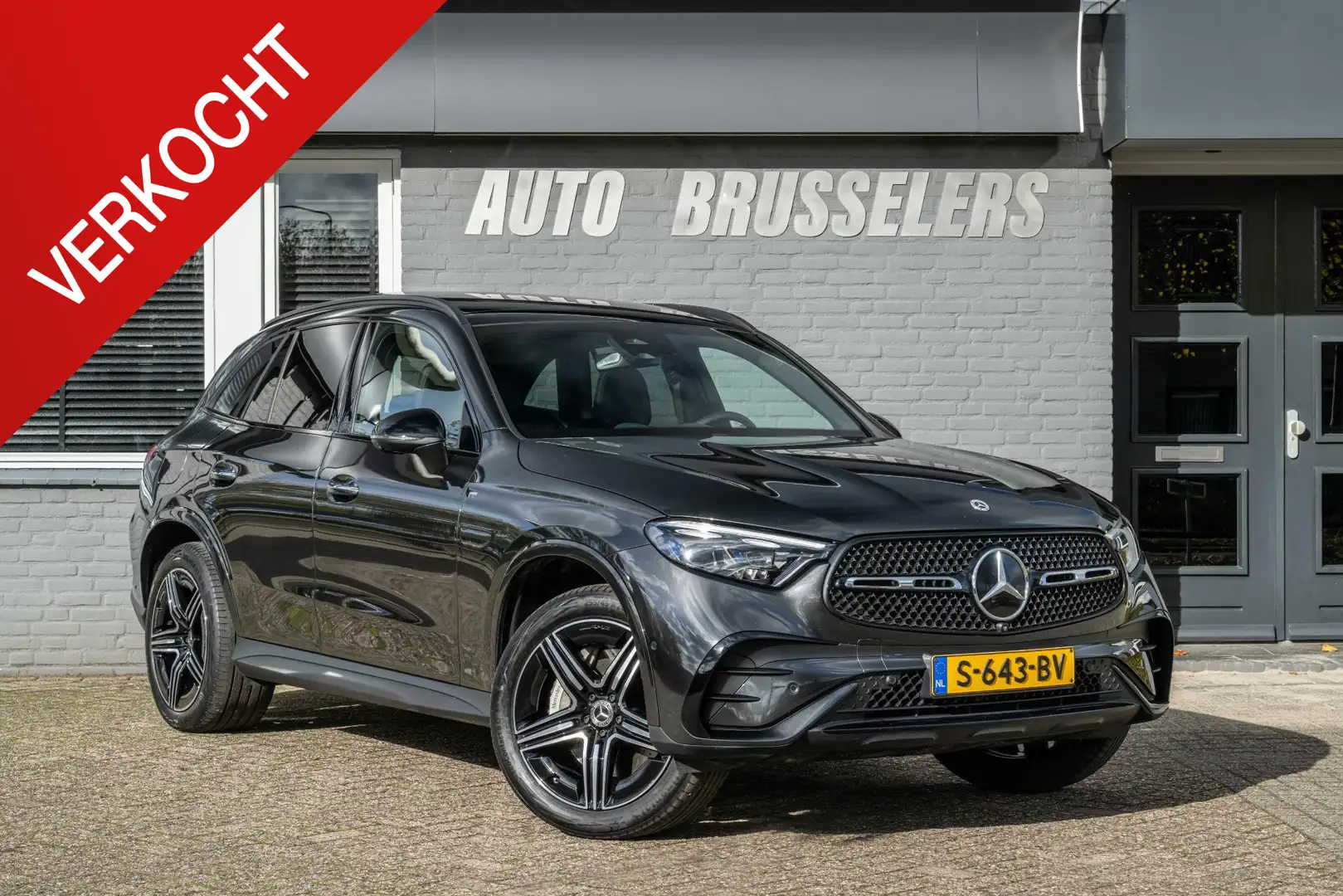 Mercedes-Benz GLC 300 300e 4MATIC AMG Line Orig. NL Dealer onderhouden! Gris - 1