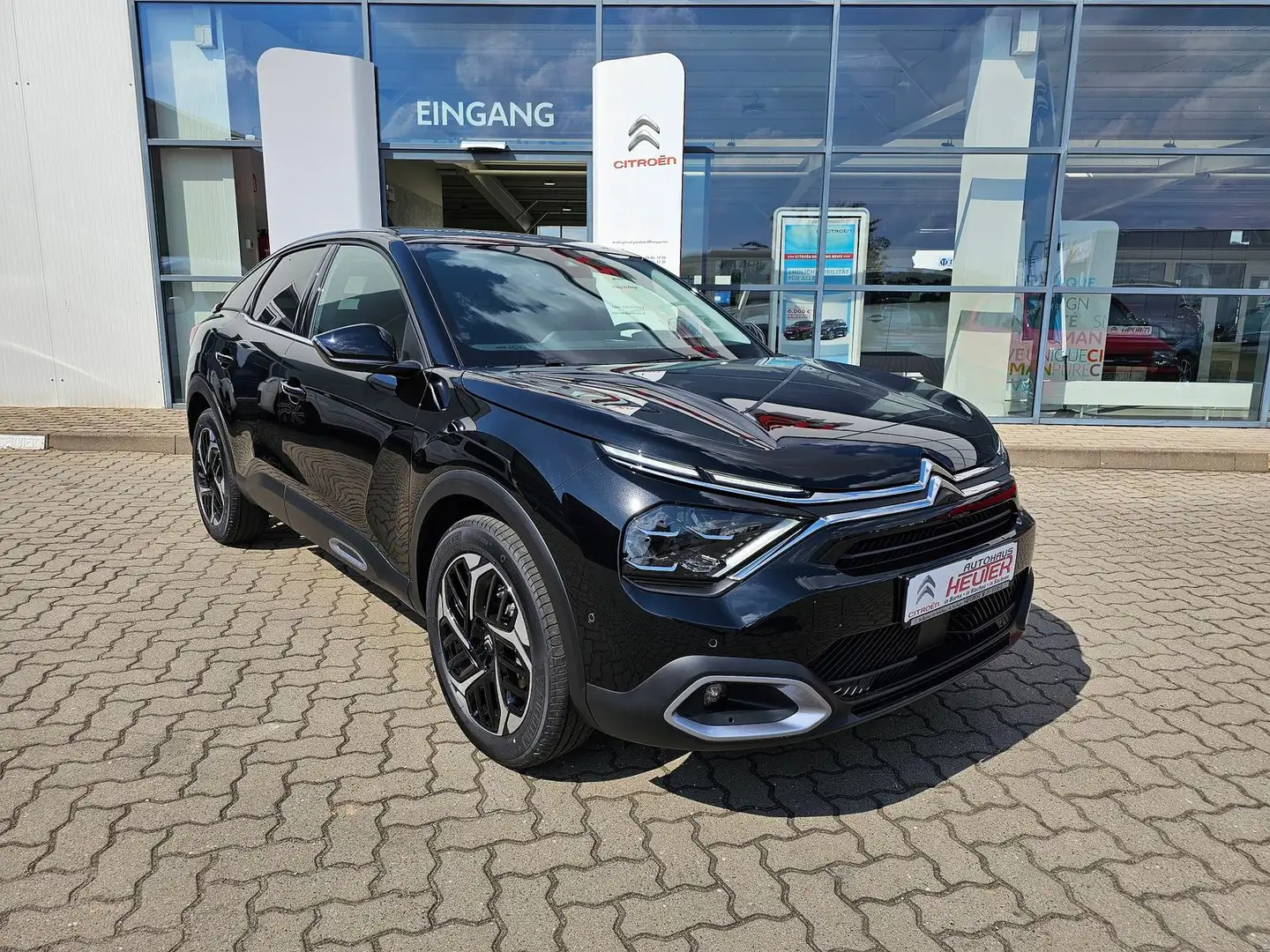 Citroen C4 PureTech 130 Stop&Start EAT8 MAX Schwarz - 1