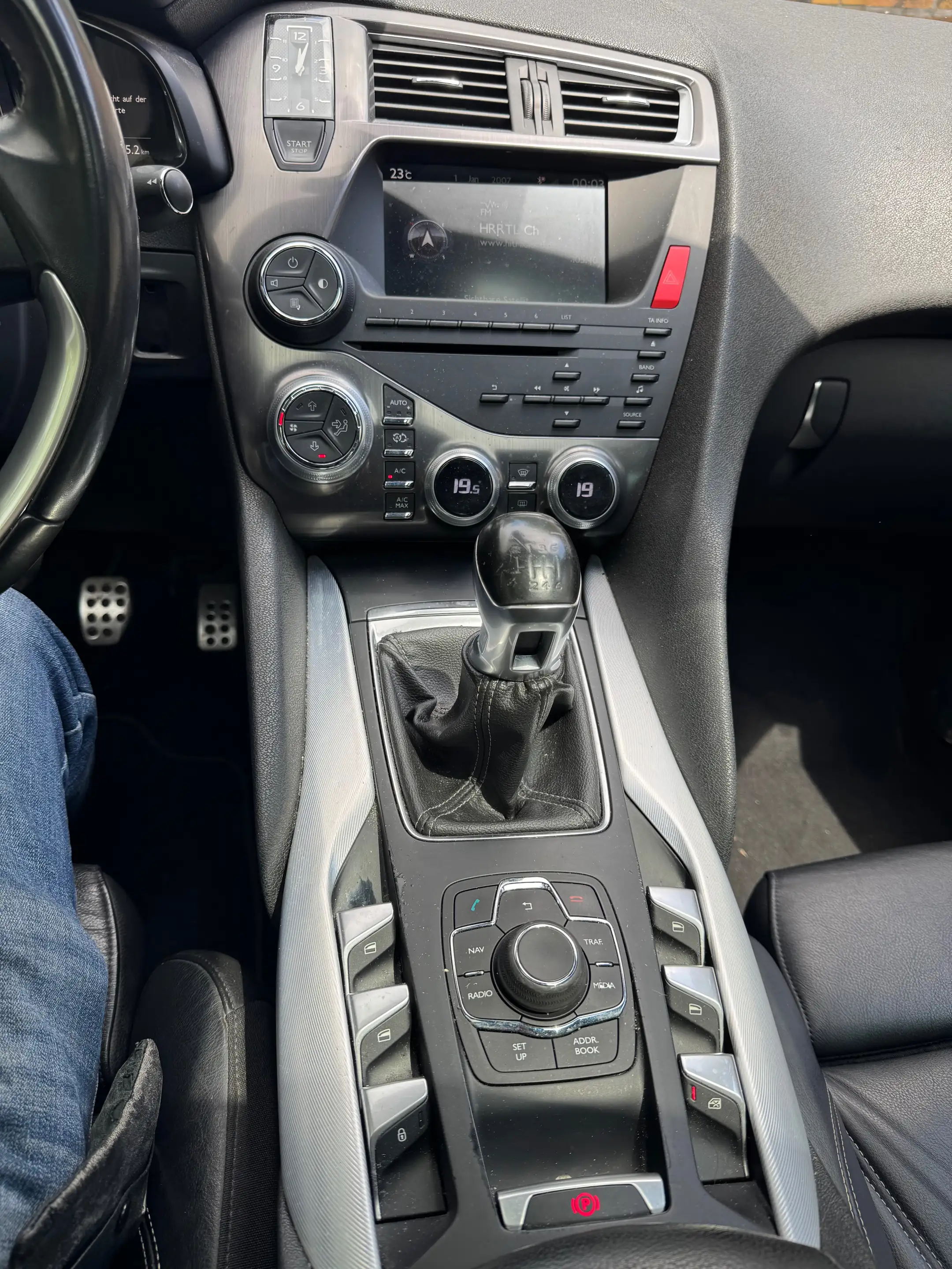 Citroen DS5 DS5 THP 200 Pure Pearl — photo 8