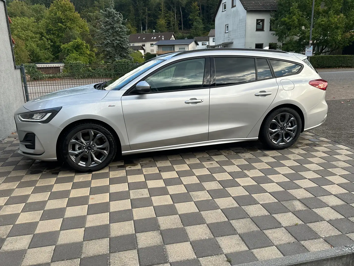 Ford Focus ST-Line Silber - 2
