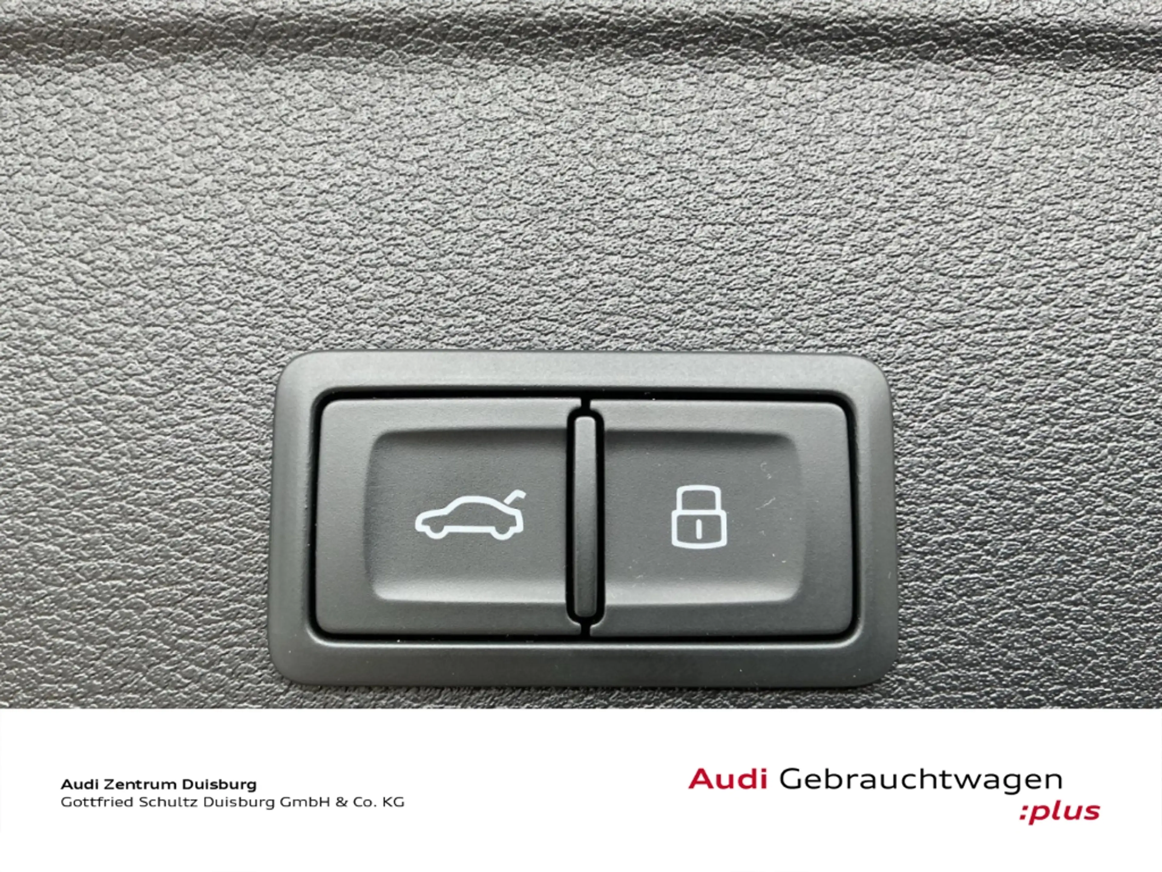 Audi A4 Avant — photo 11