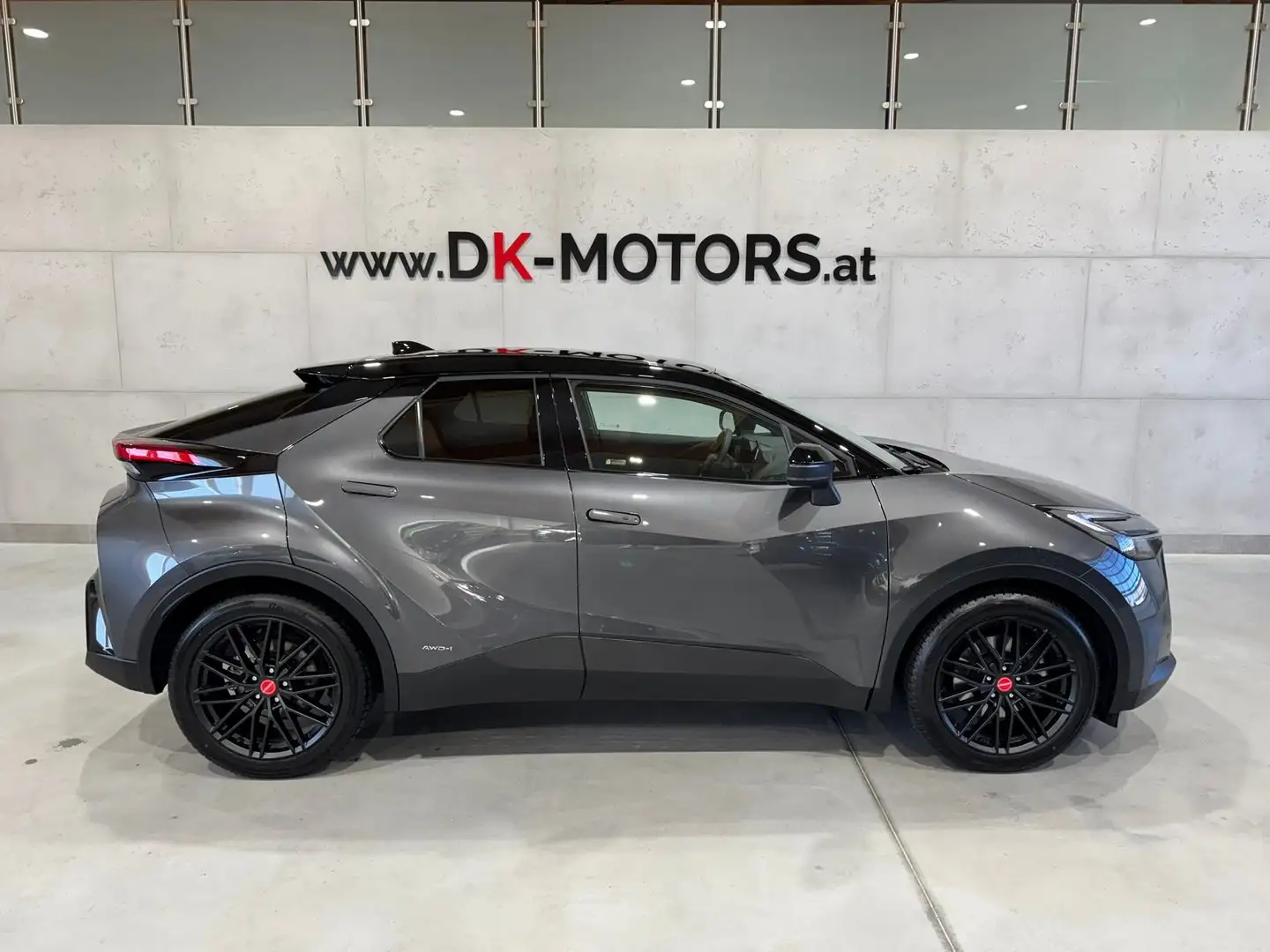 Toyota C-HR 2.0 Hybrid GR Sport AWD (Allrad) / 10J Garantie Grau - 1