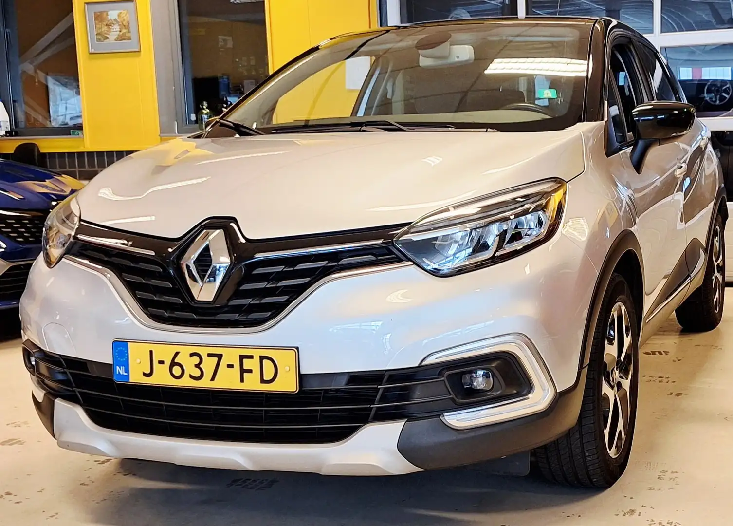 Renault Captur 0.9 TCe  dynamic Zilver - 2