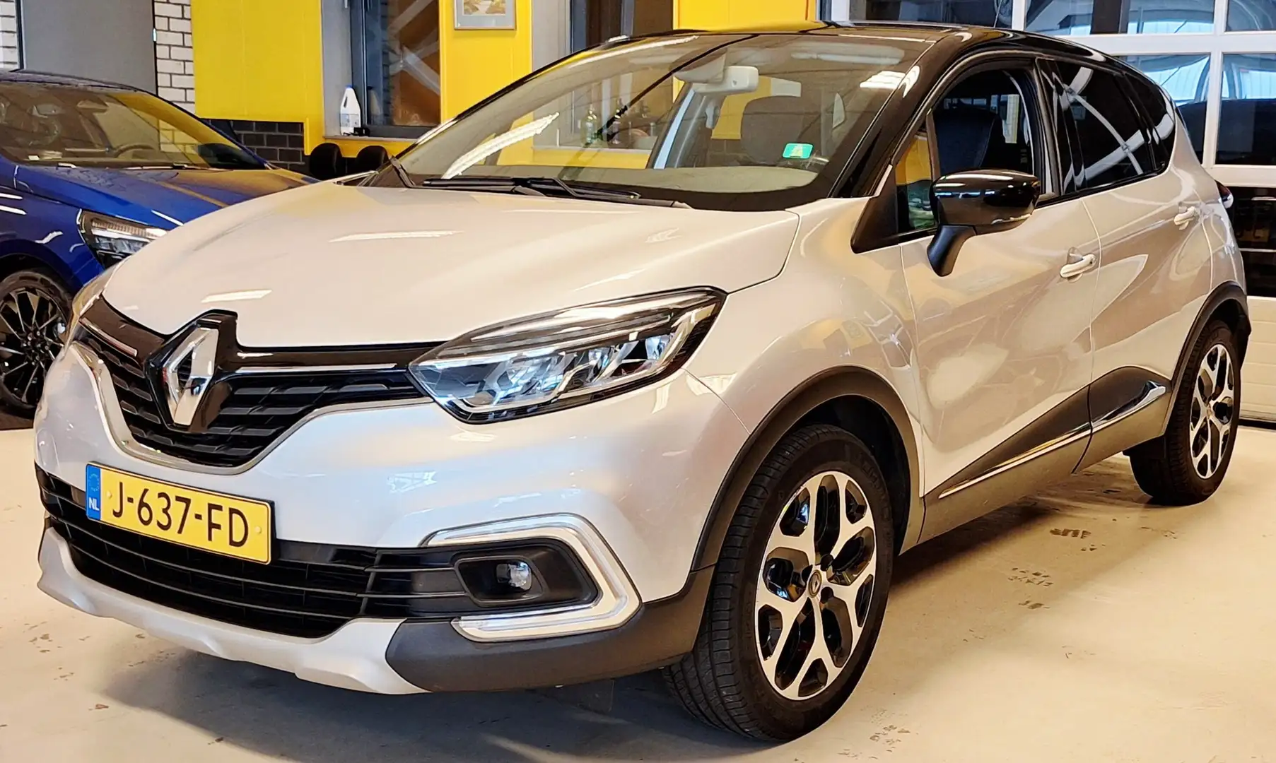 Renault Captur 0.9 TCe  dynamic Zilver - 1