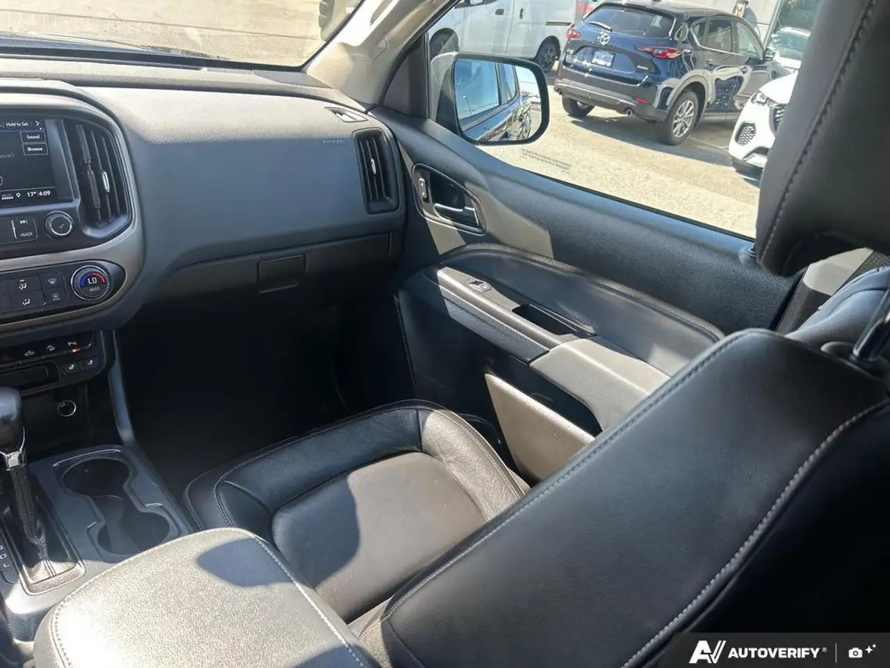 Chevrolet Colorado снимка Chevrolet Colorado