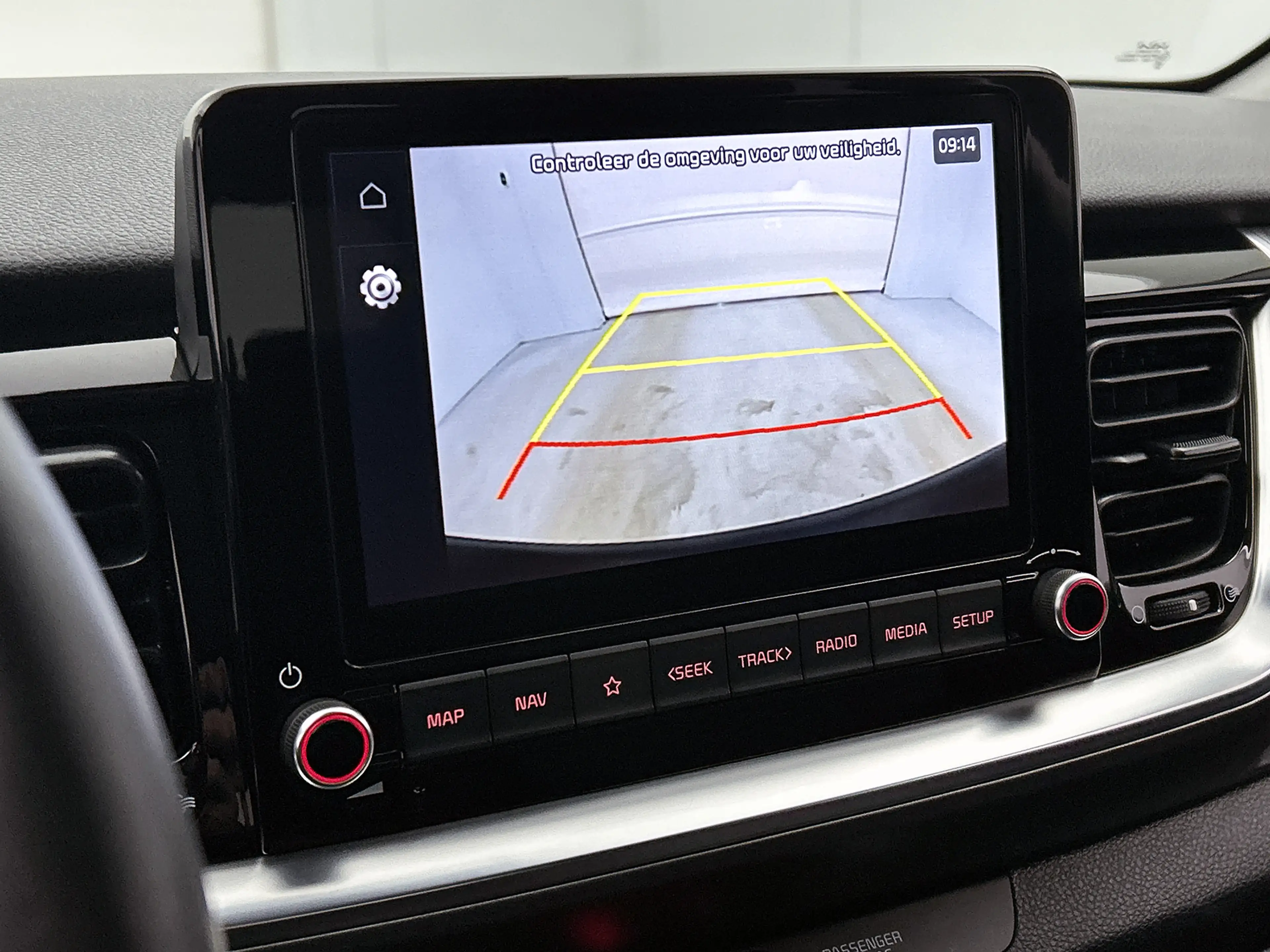Kia Stonic 1.0 T-GDi MHEV DynamicPlusLine | Climate Control | — photo 9