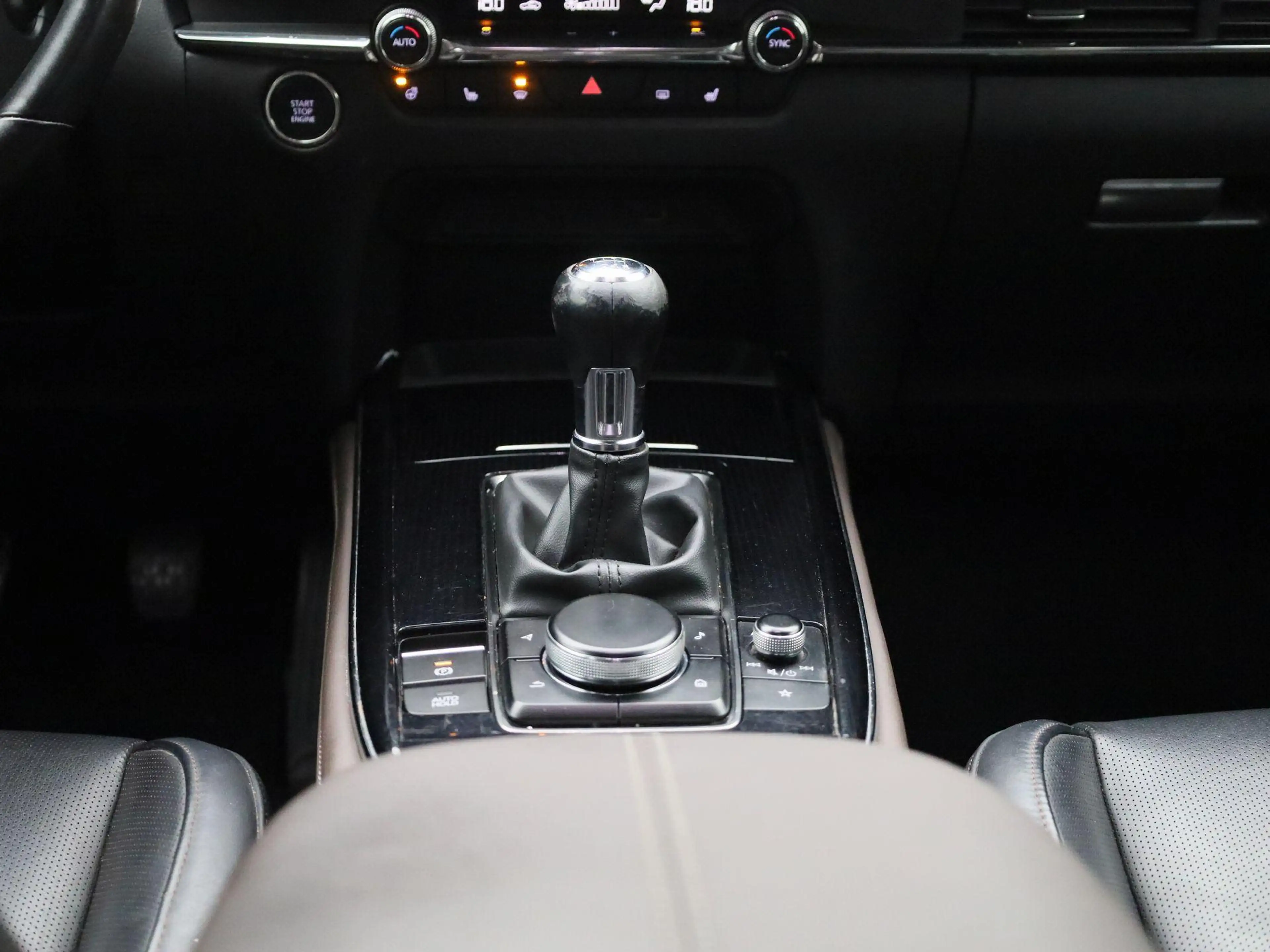 Mazda CX-3 2.0 SkyActiv-G 121 Luxury | 360° Camera | PDC V+A — photo 12