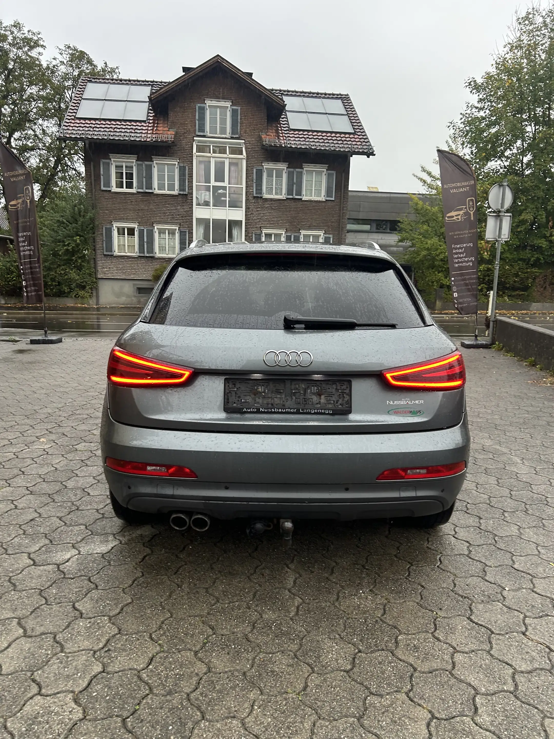 Audi Q3 2,0 TDI quattro DPF S-tronic — photo 5