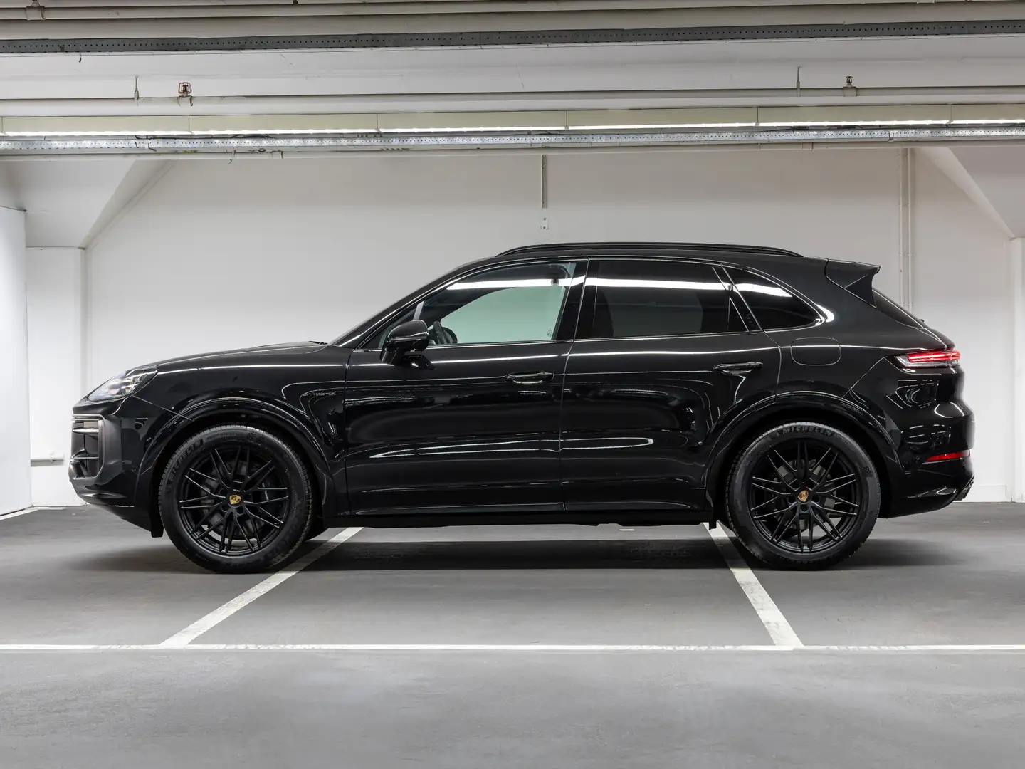 Porsche Cayenne E-Hybrid Noir - 2