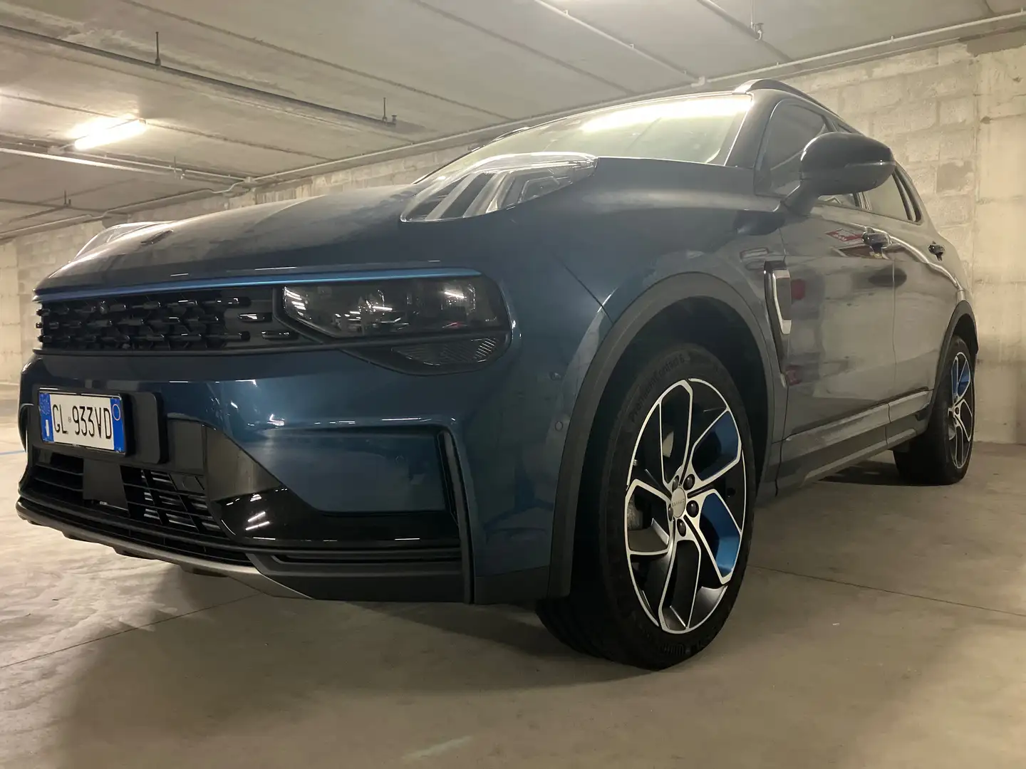 Lynk & Co 01 01 1.5 td phev auto Bleu - 1