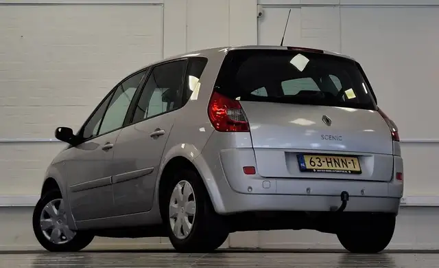 Renault Scenic view 4