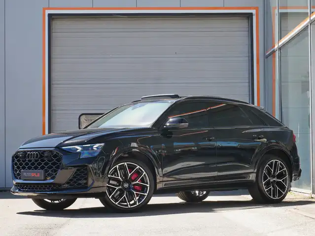 Audi RS Q8 RS Q8 4.0 V8 TFSI Quattro Performance Pano/Keramik/RS design/B&O