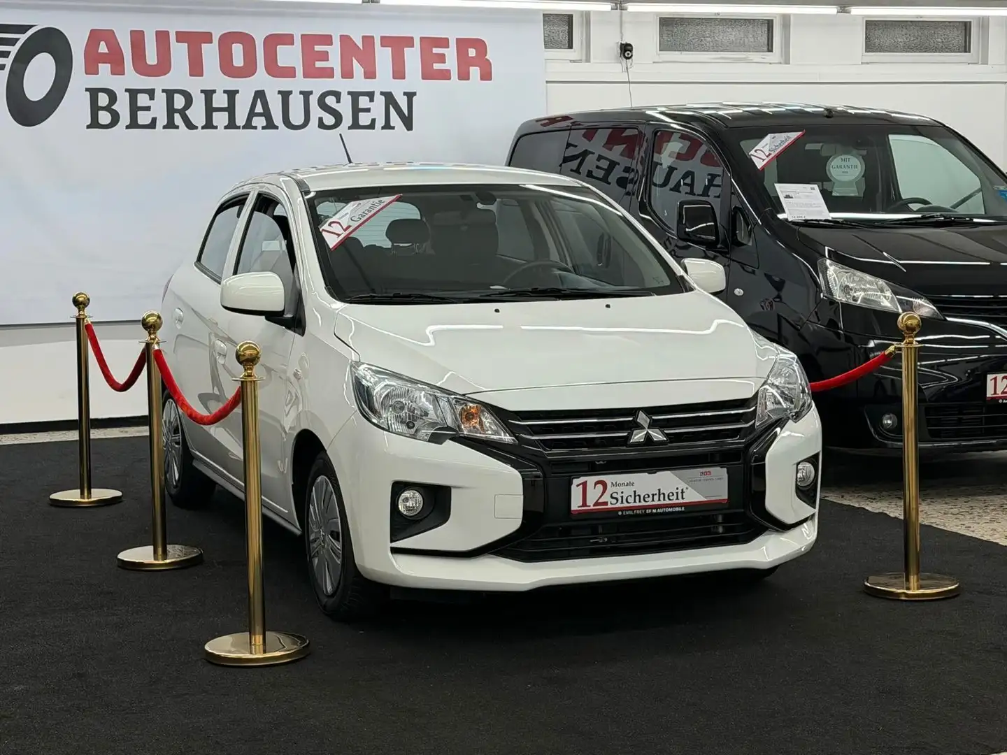 Mitsubishi Space Star Select*5 Jahre Garantie*KLIMA*CARPLAY Weiß - 2