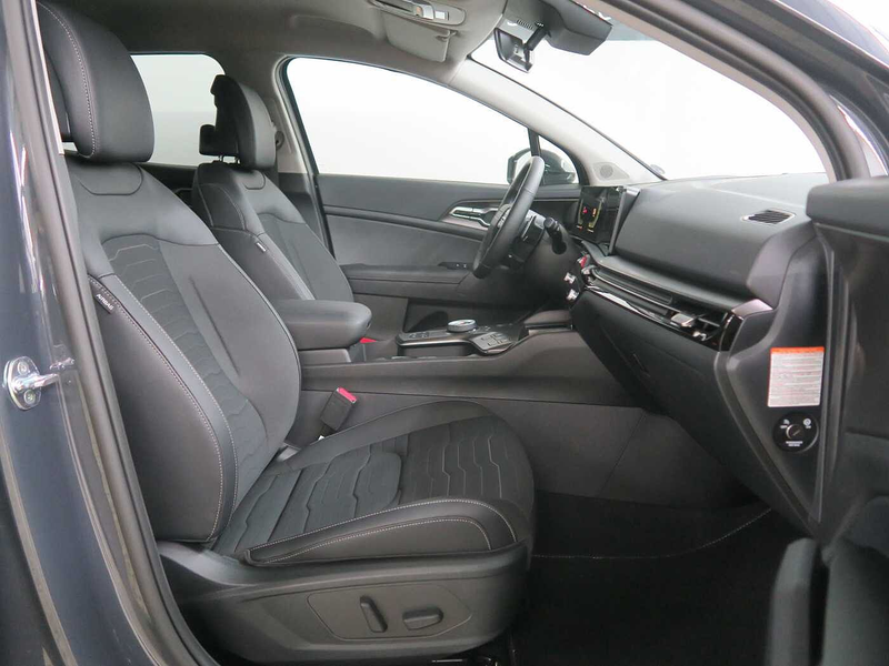 Kia Sportage PE EA 1.6 CRDI 2WD ISG 48V DCT Vision — photo 11