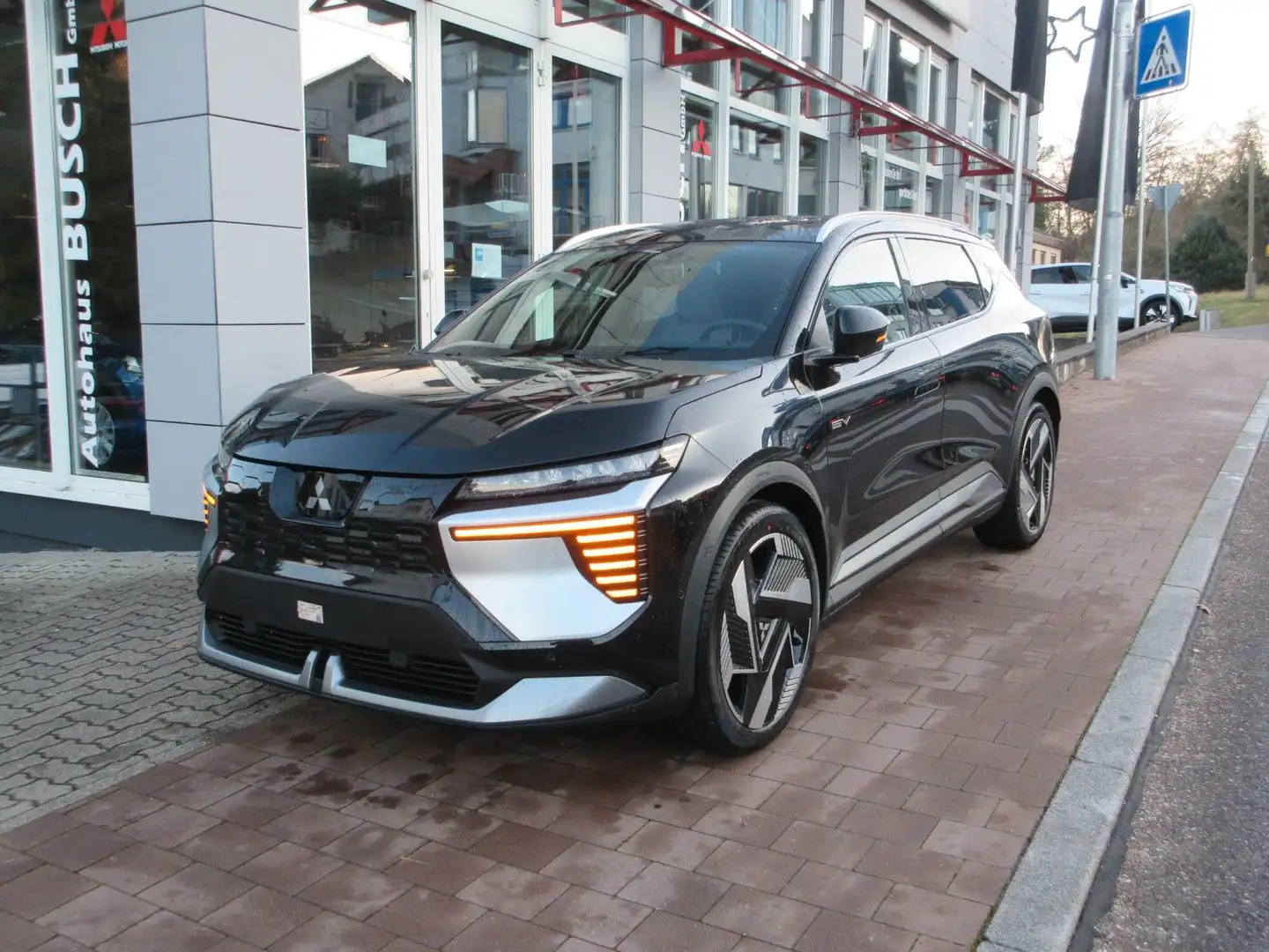 Mitsubishi Eclipse Cross Top 87 KWh Rouge - 1