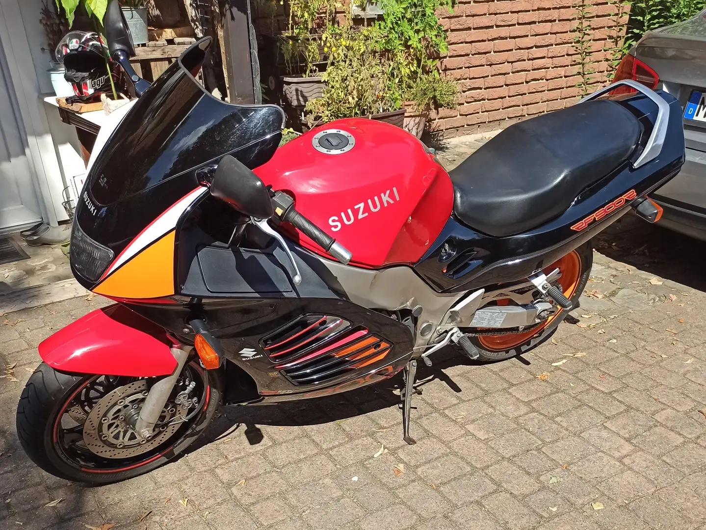 Suzuki RF 900 RS-2 Rojo - 2