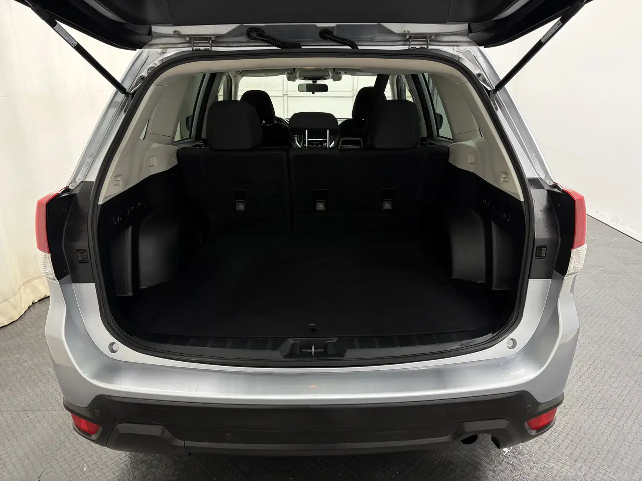 Subaru Forester снимка Subaru Forester