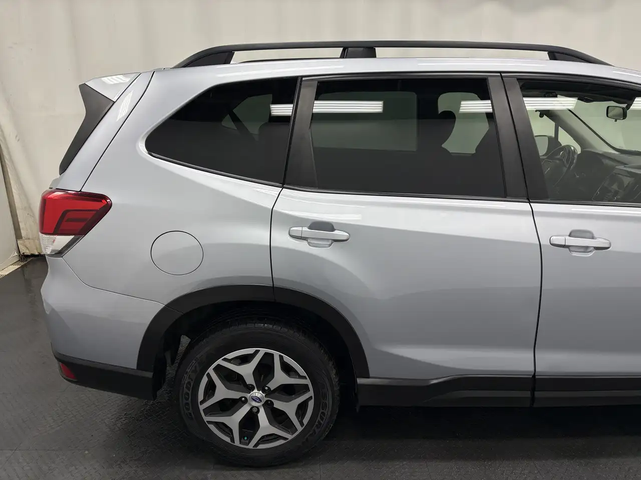Subaru Forester снимка Subaru Forester