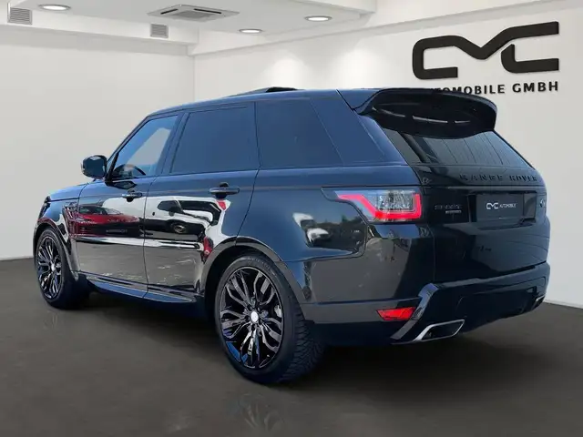 Land Rover Range Rover Sport view 4