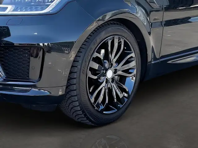 Land Rover Range Rover Sport view 6