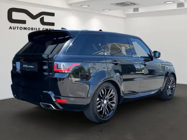 Land Rover Range Rover Sport view 3