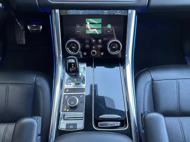 Land Rover Range Rover Sport view 12