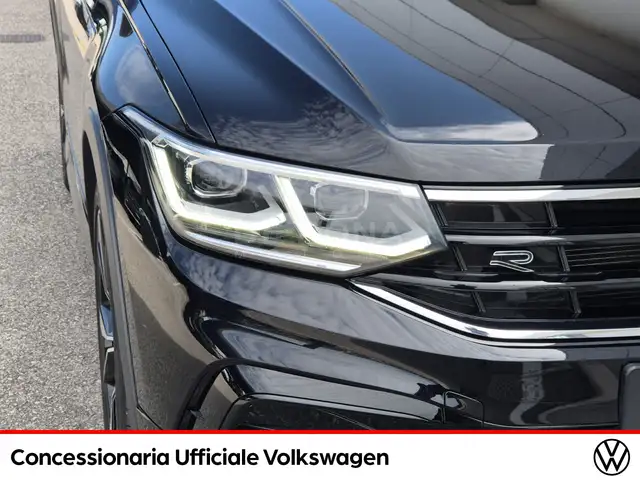 Volkswagen Tiguan view 24