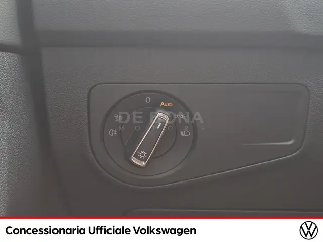 Volkswagen Tiguan view 19