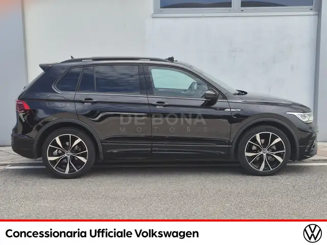 Volkswagen Tiguan view 6