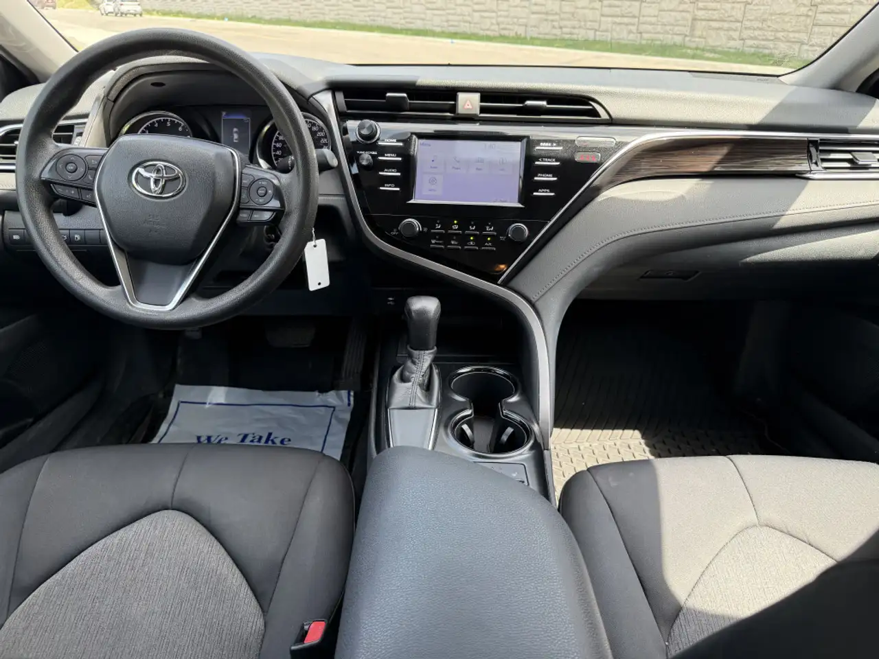 Toyota Camry photo Toyota Camry