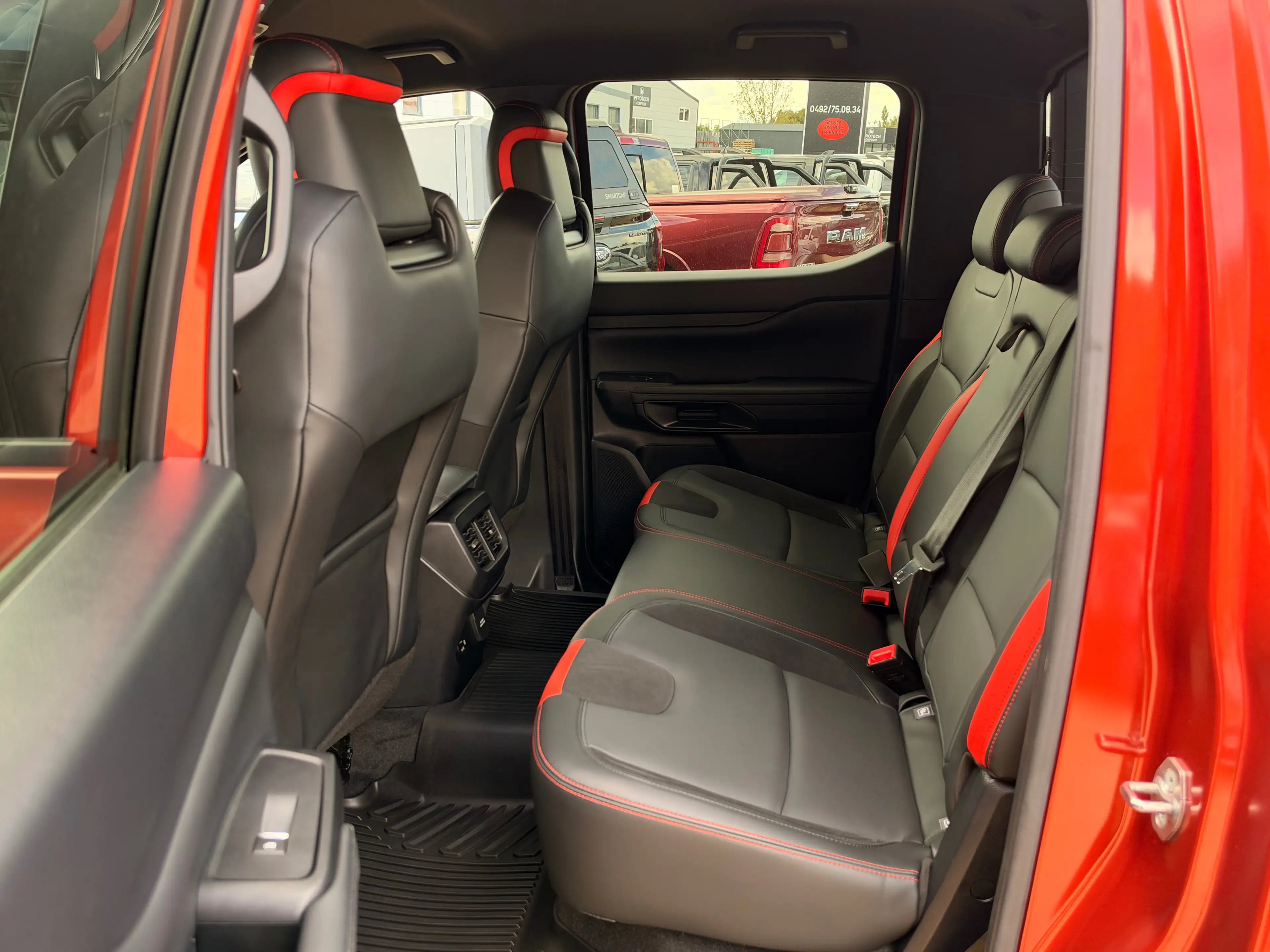 Ford Ranger Raptor 3.0i V6 4WD 292 CV // TVAC*BTW. IN // FULL OPTIONS — photo 13