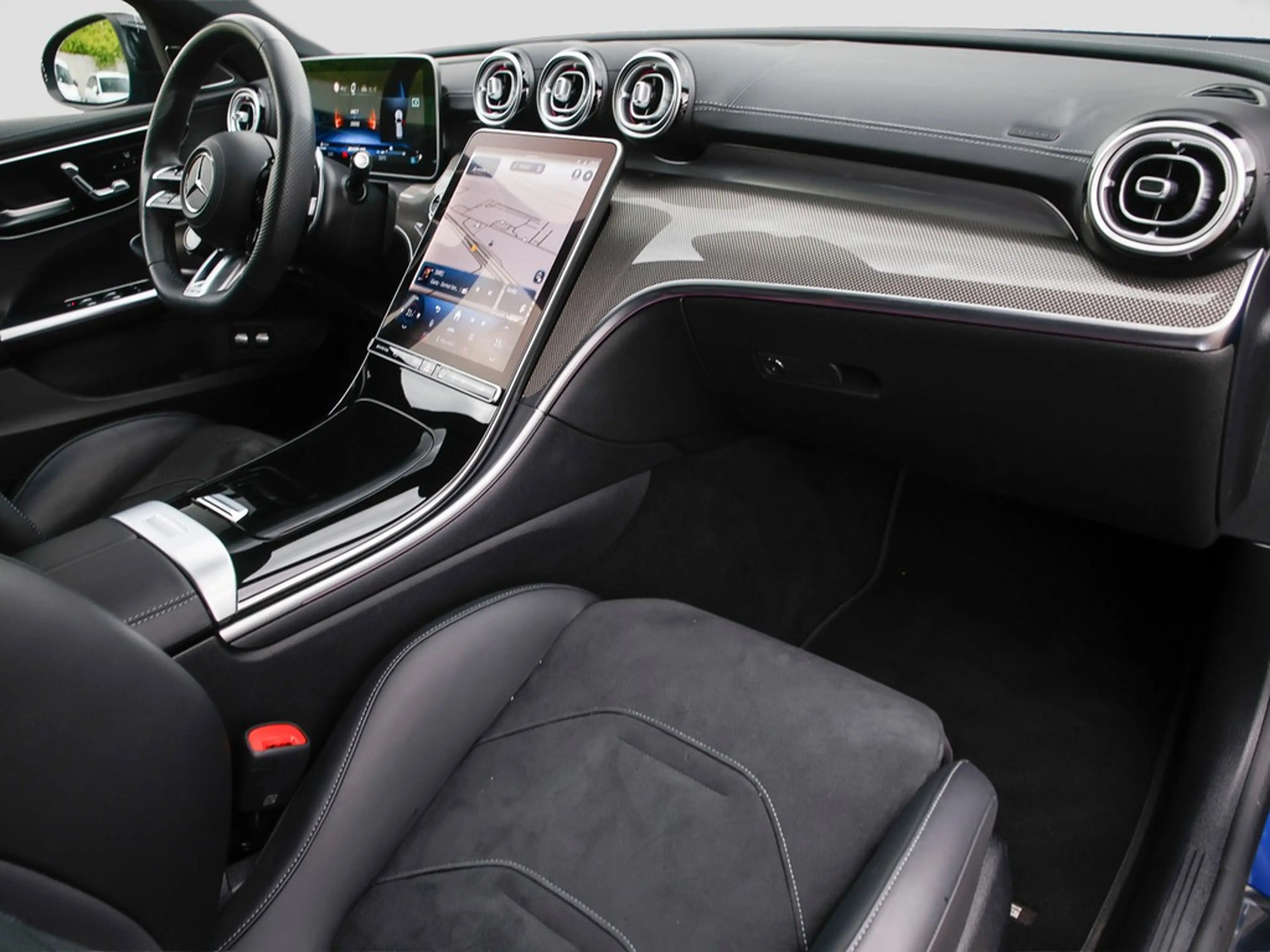 Mercedes-Benz C 63 AMG T S E Performance Night HeadUp Panorama — photo 15