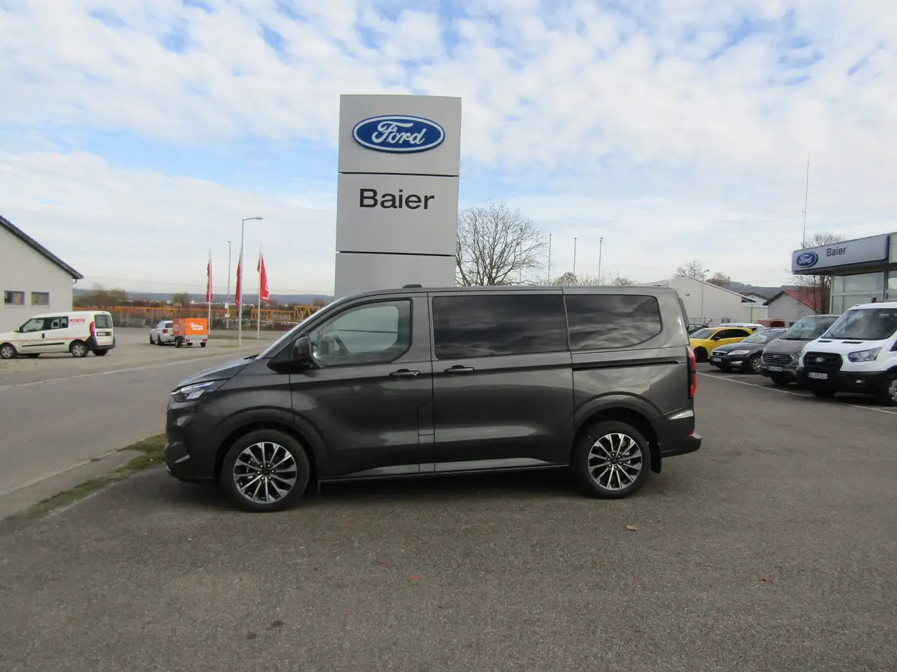 Ford Tourneo Custom 2026