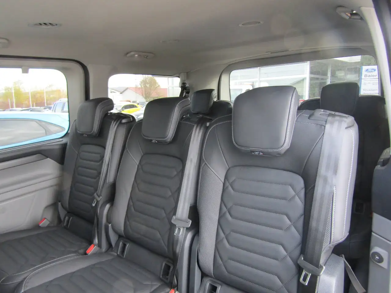 Ford Tourneo Custom 2026 — фото 11