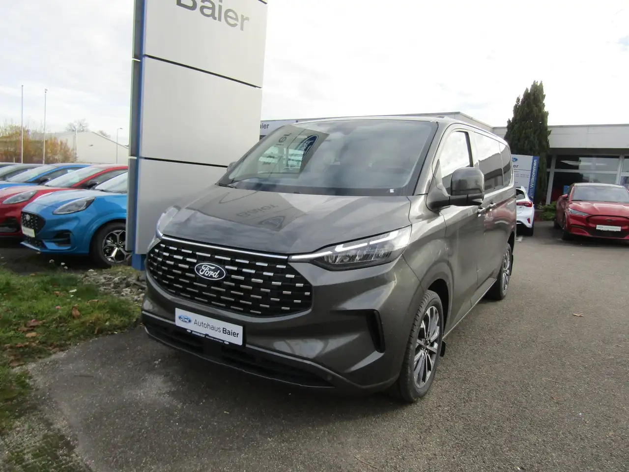 Ford Tourneo Custom 2026