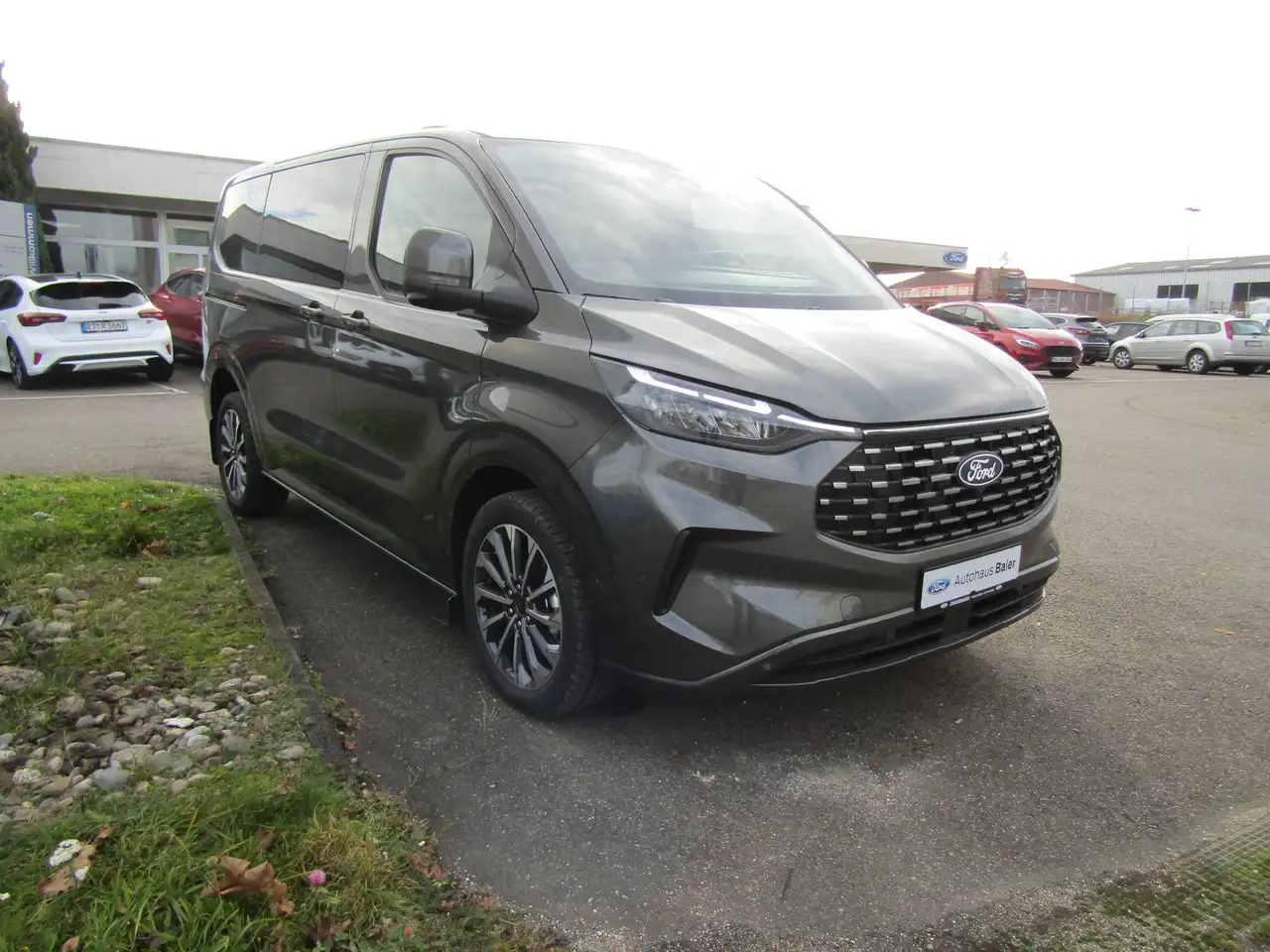 Ford Tourneo Custom 2026