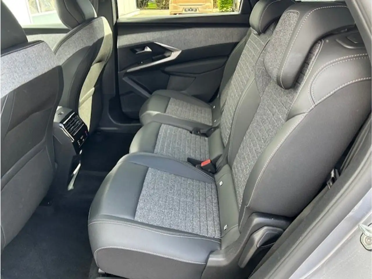 Peugeot 5008 1.2 Turbo 145PK MHEV Allure 13