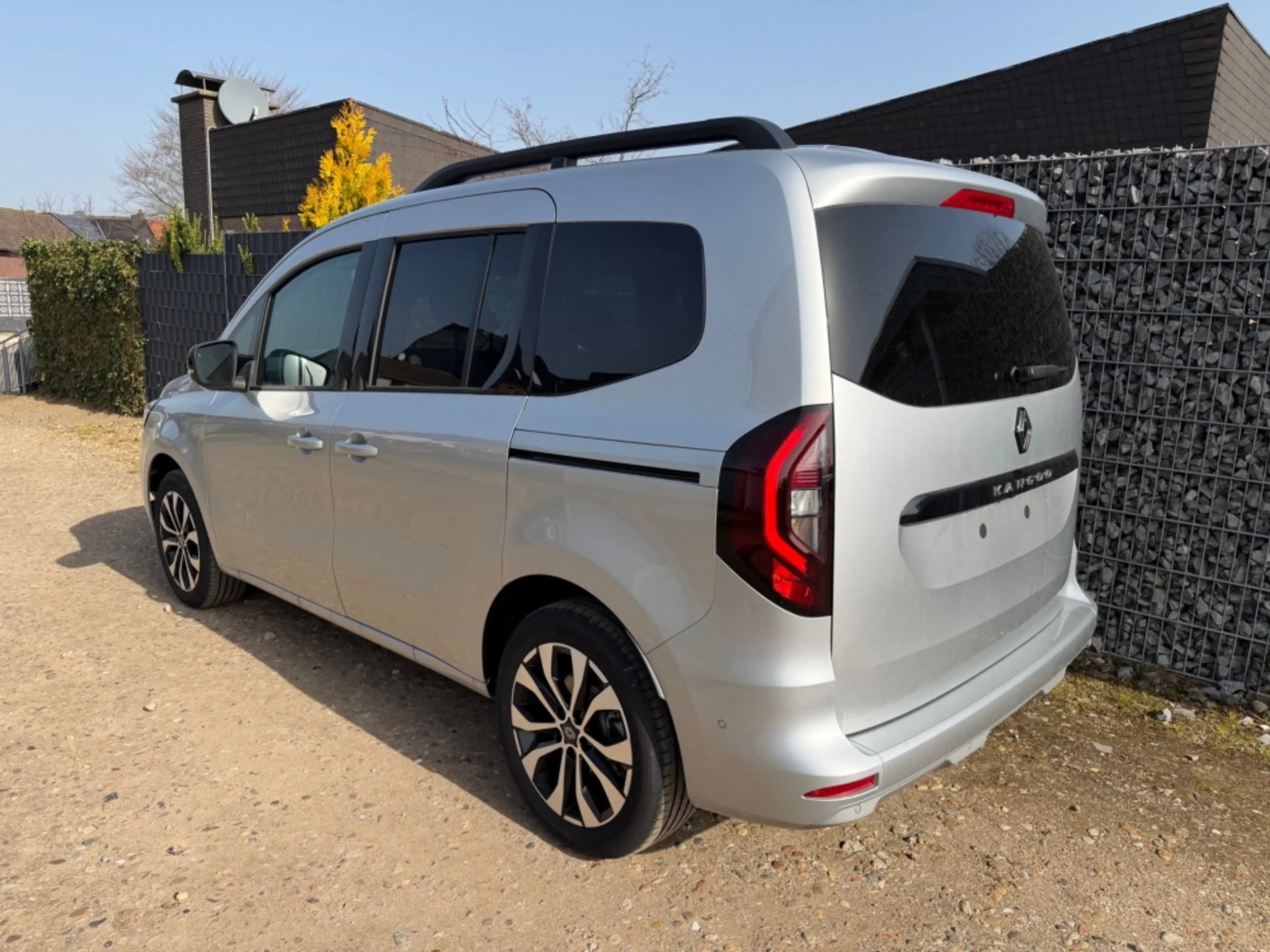 Renault Kangoo dCi 115 EDC Techno ACC SHZ Totwinkel — photo 4