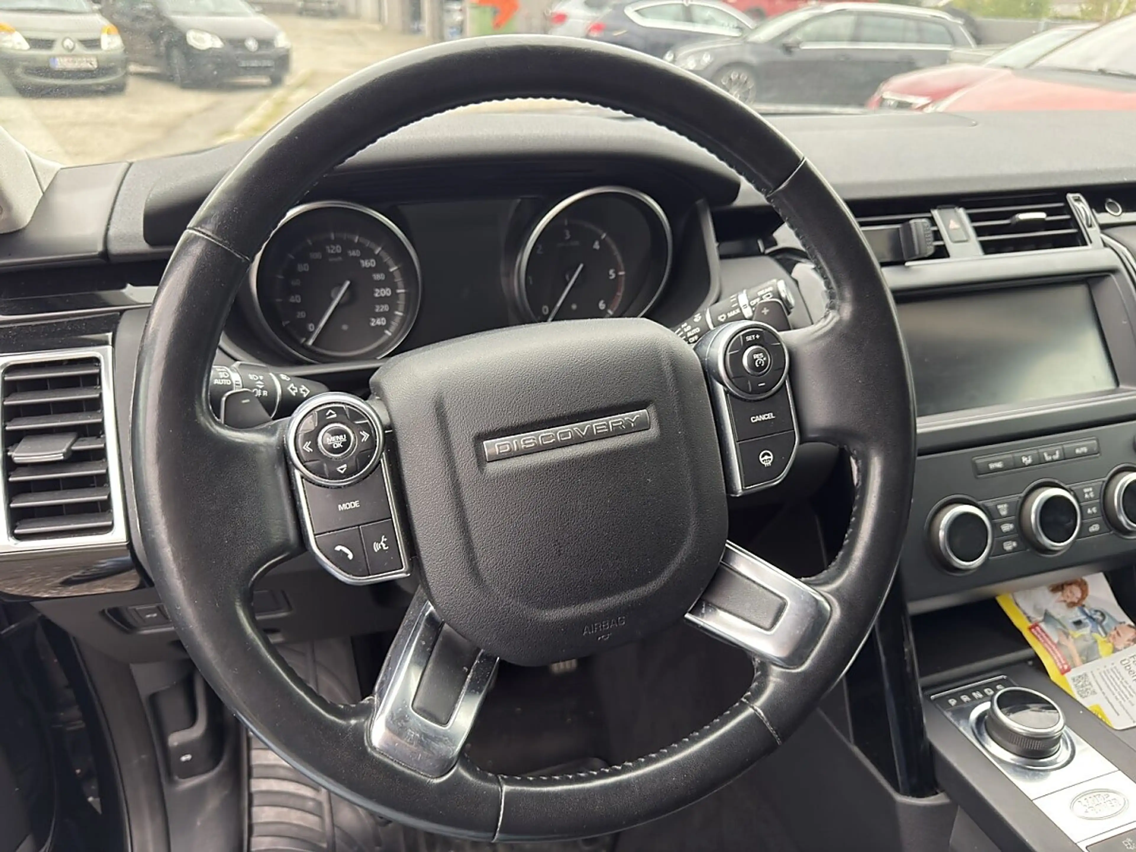 Land Rover Discovery 5 3,0 TDV6 SE Aut. — photo 8