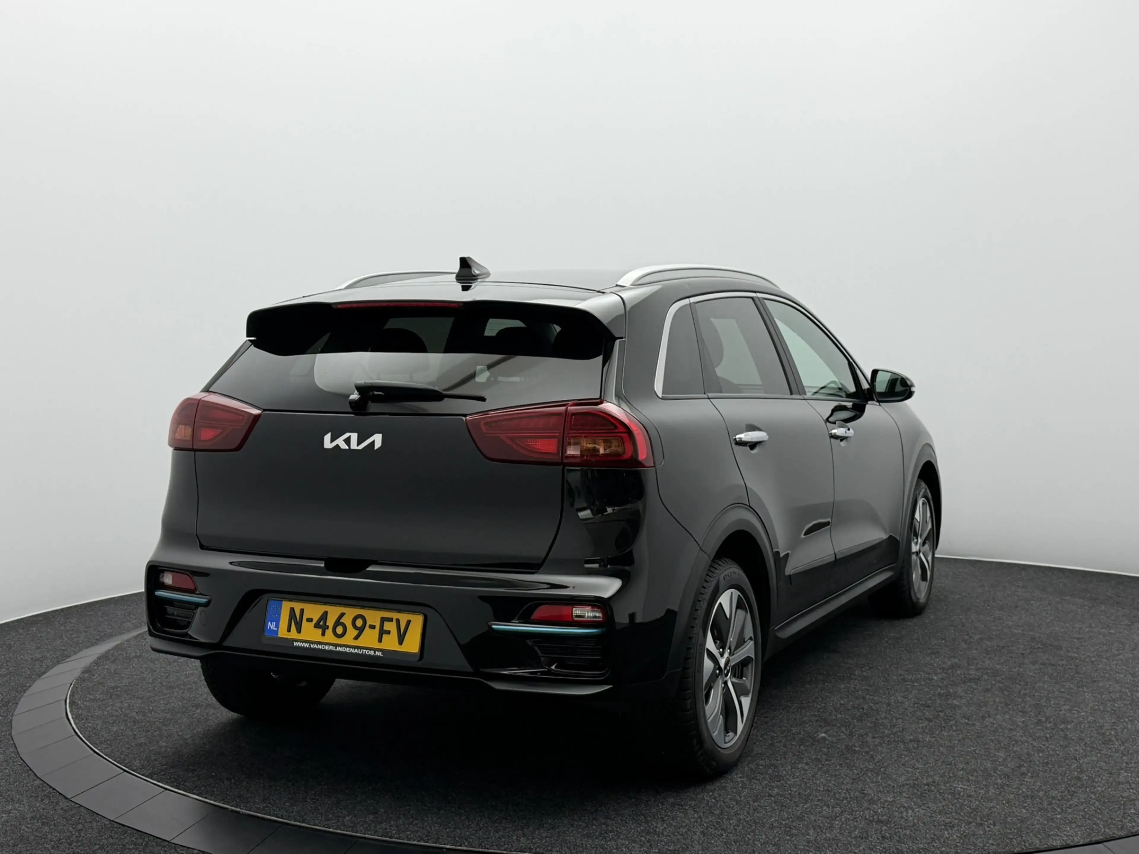 Kia e-Niro Edition 64 kWh SOH 96,8% | Camera | Stoel/Stuurver — photo 4