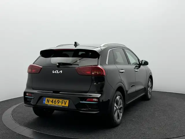 Kia E-Niro view 4