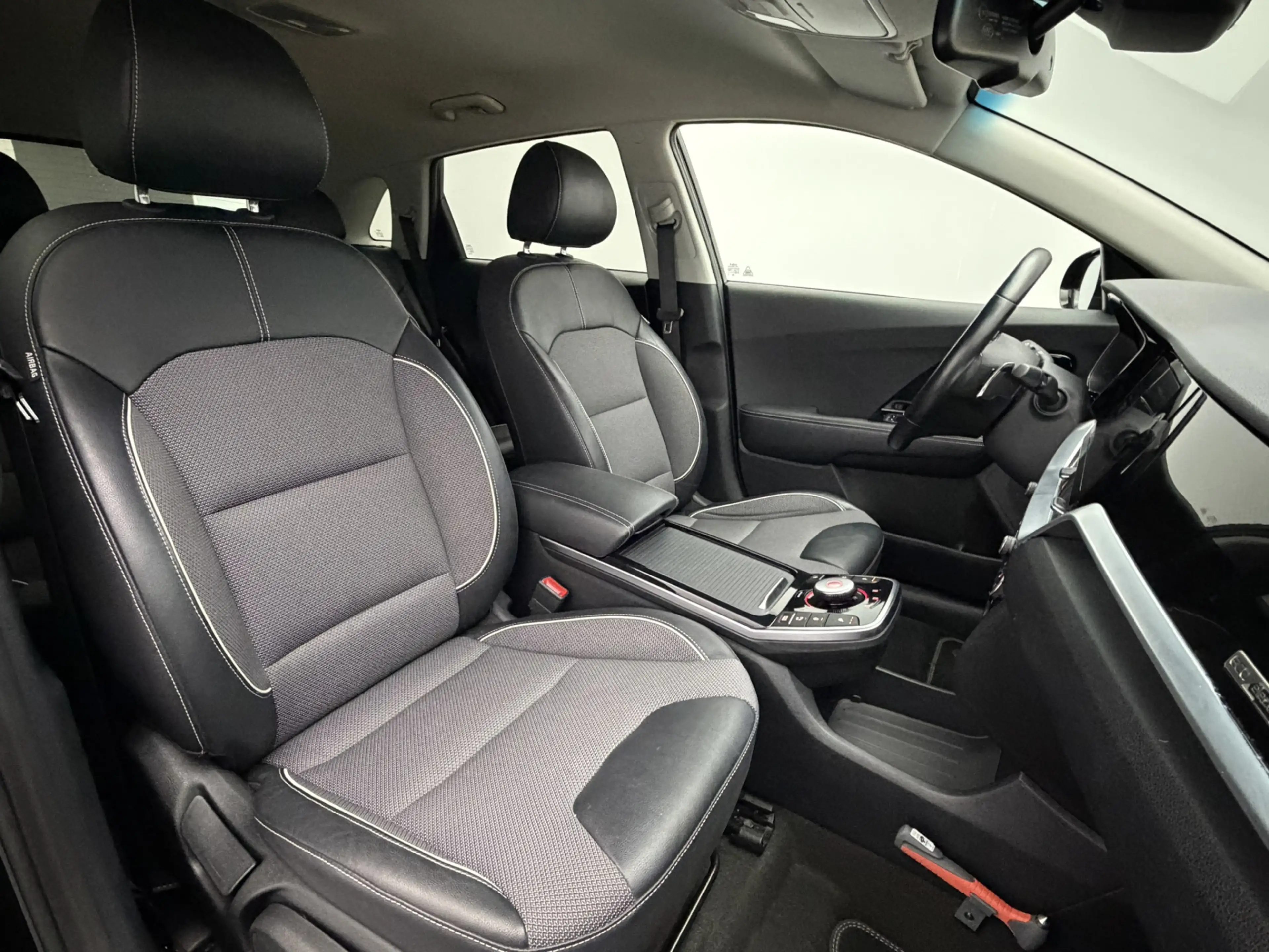 Kia e-Niro Edition 64 kWh SOH 96,8% | Camera | Stoel/Stuurver — photo 12
