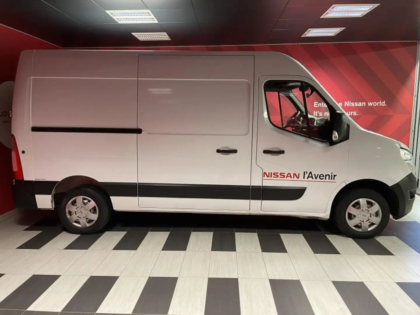 Nissan NV400 L2H2 Fehér - 2