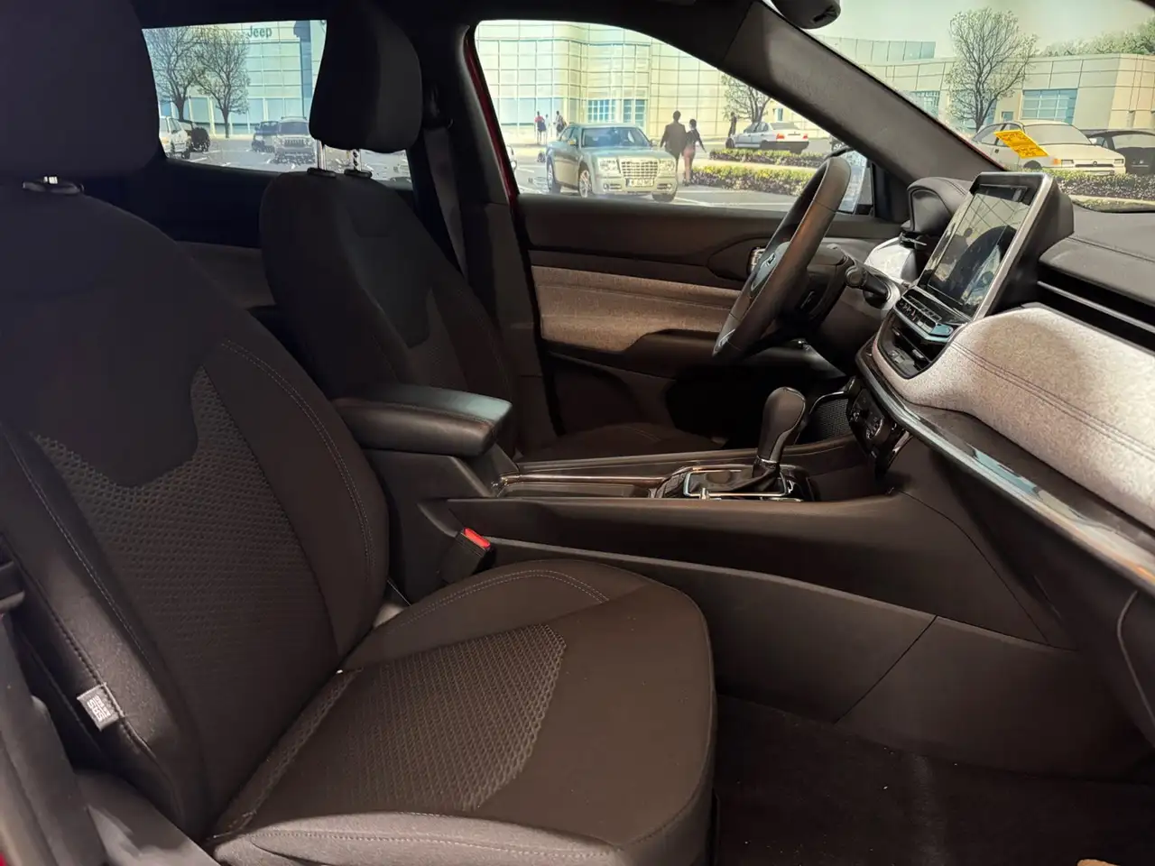 Jeep Compass снимка Jeep Compass