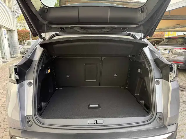 Peugeot 3008 view 29