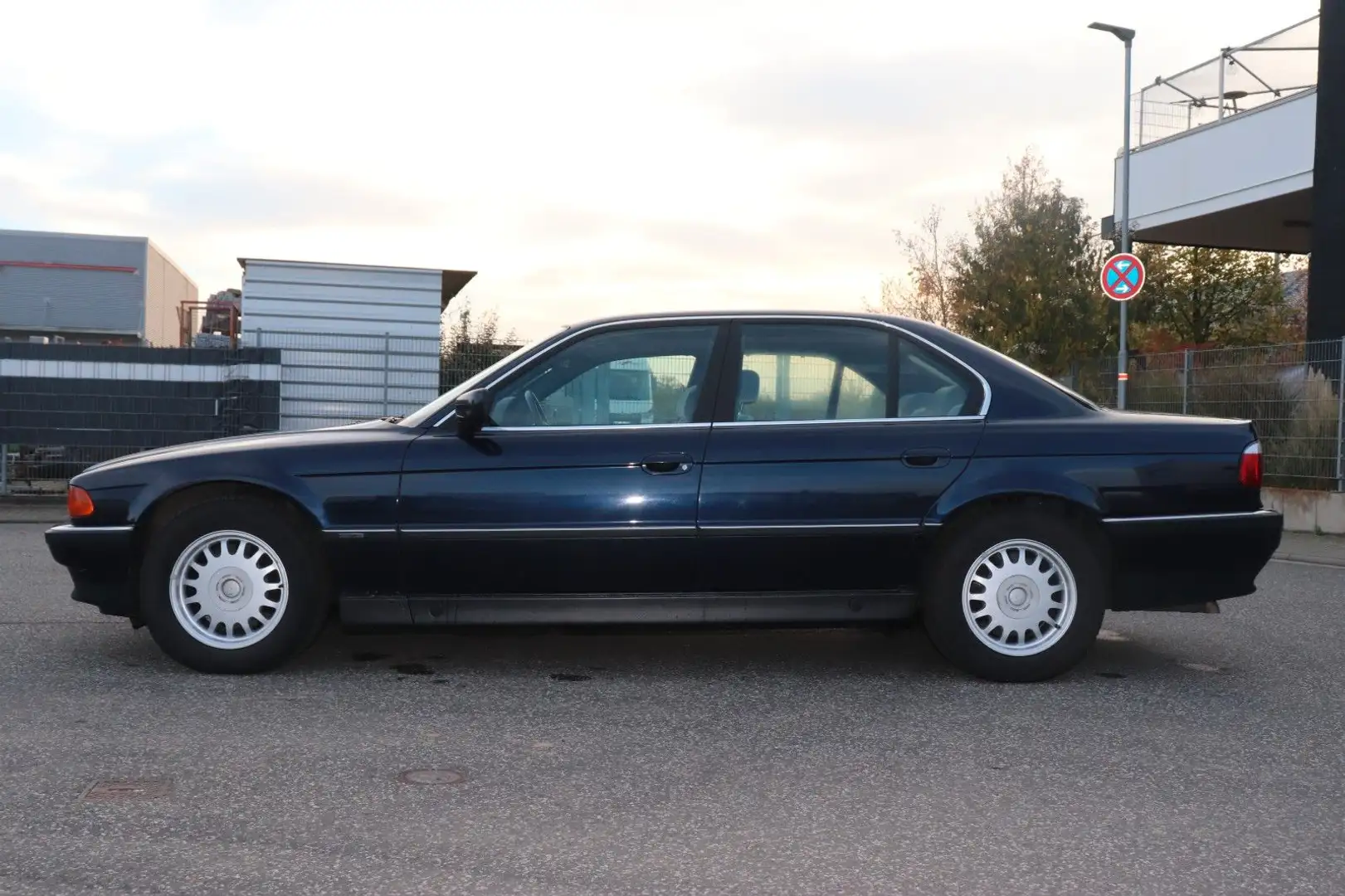 BMW 740 iL A Azul - 2