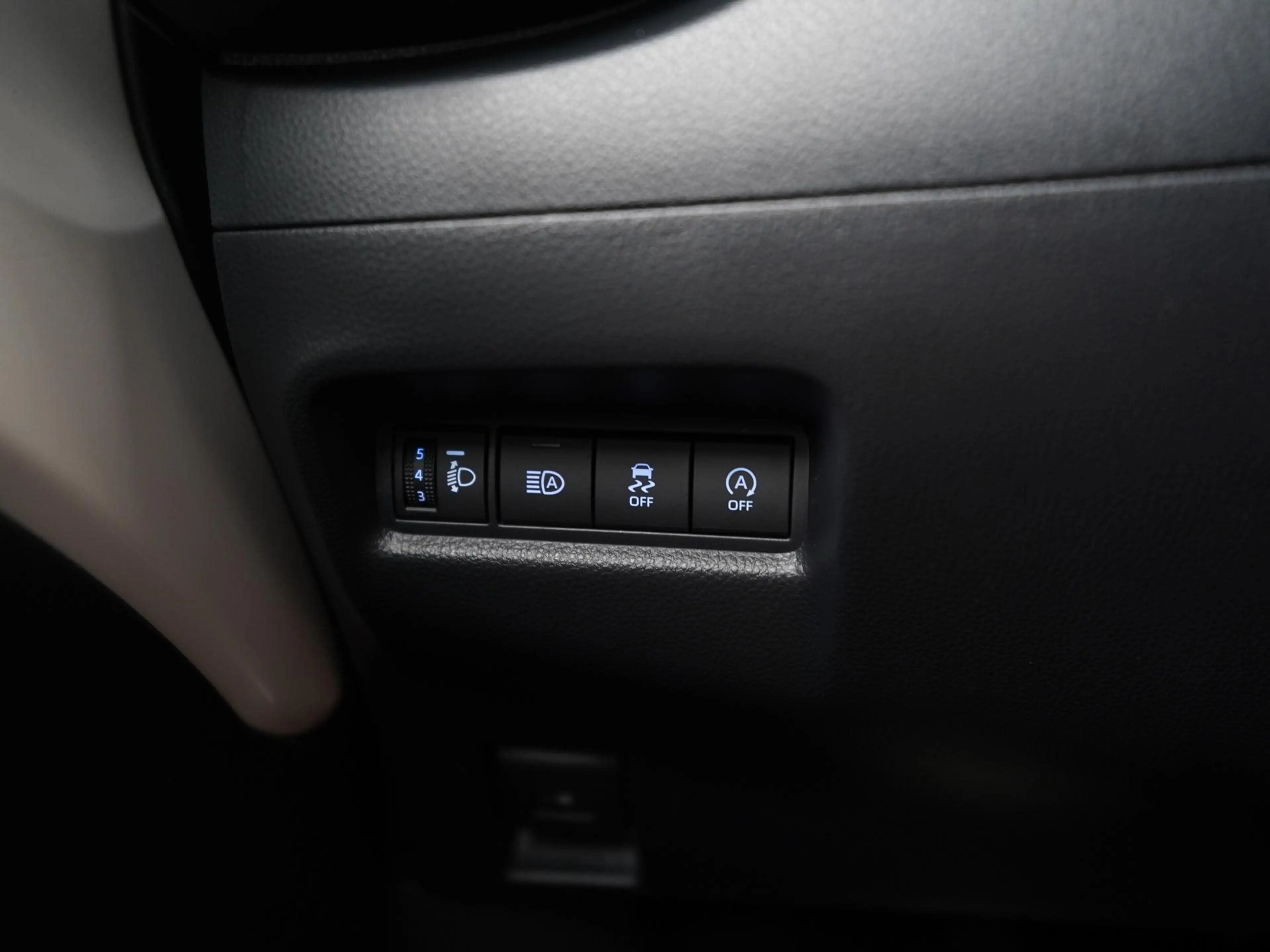 Toyota Aygo X 1.0 VVT-i MT Play | Camera | Zondag Open! — photo 28