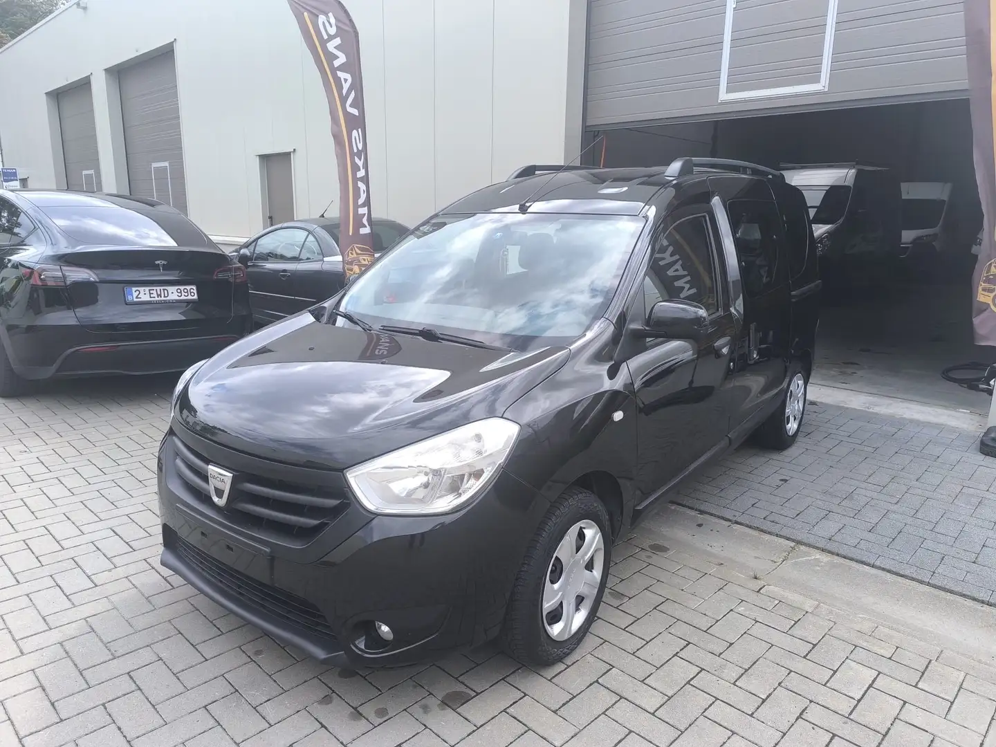 Dacia Dokker Dokker 1.6 MPI/AIRCO/NAVI/TREKHAAK Negru - 1