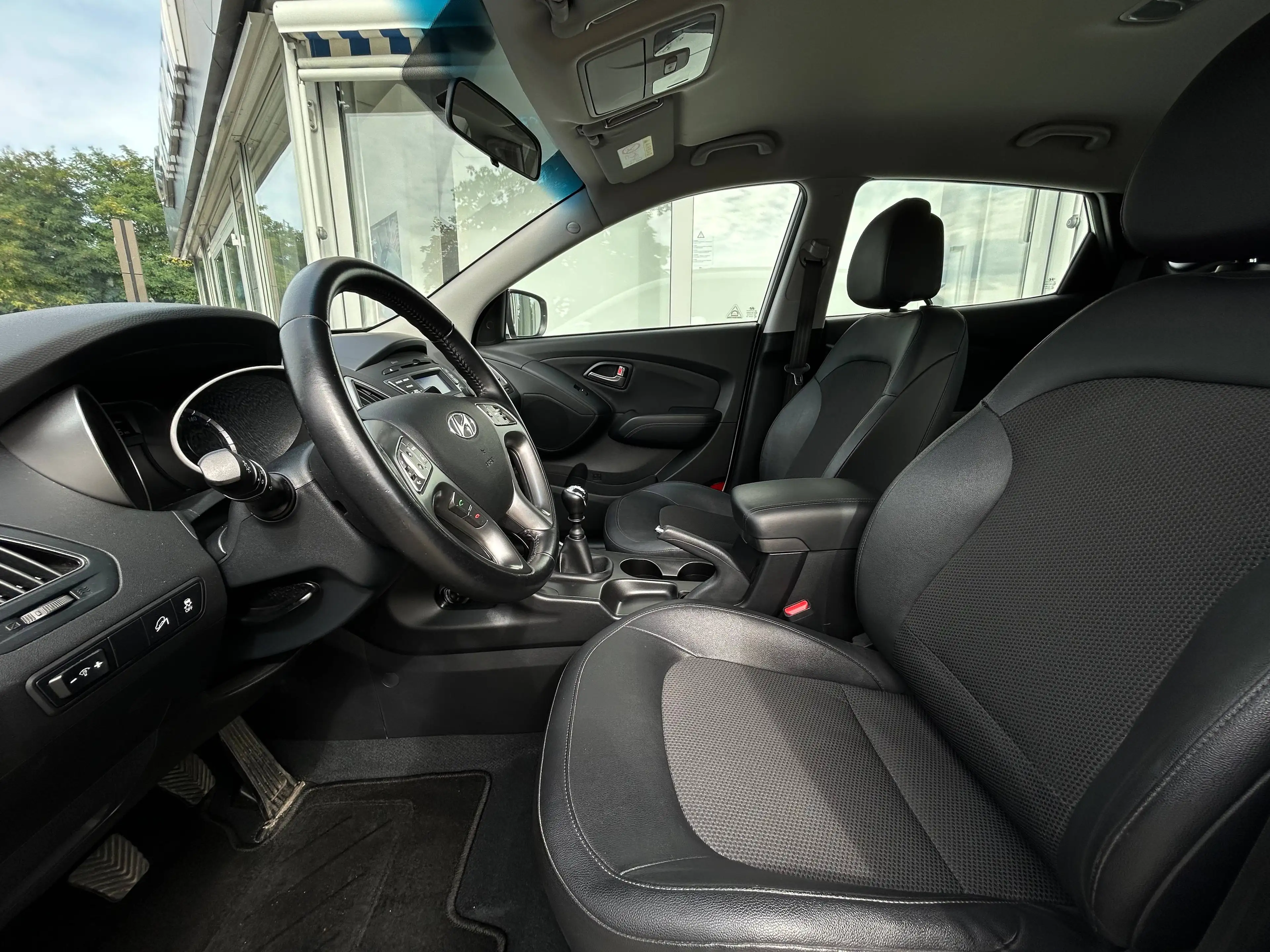 Hyundai iX35 1.6 GDi FIFA World Cup Edition Silber *Top-Gepflegt* — photo 10