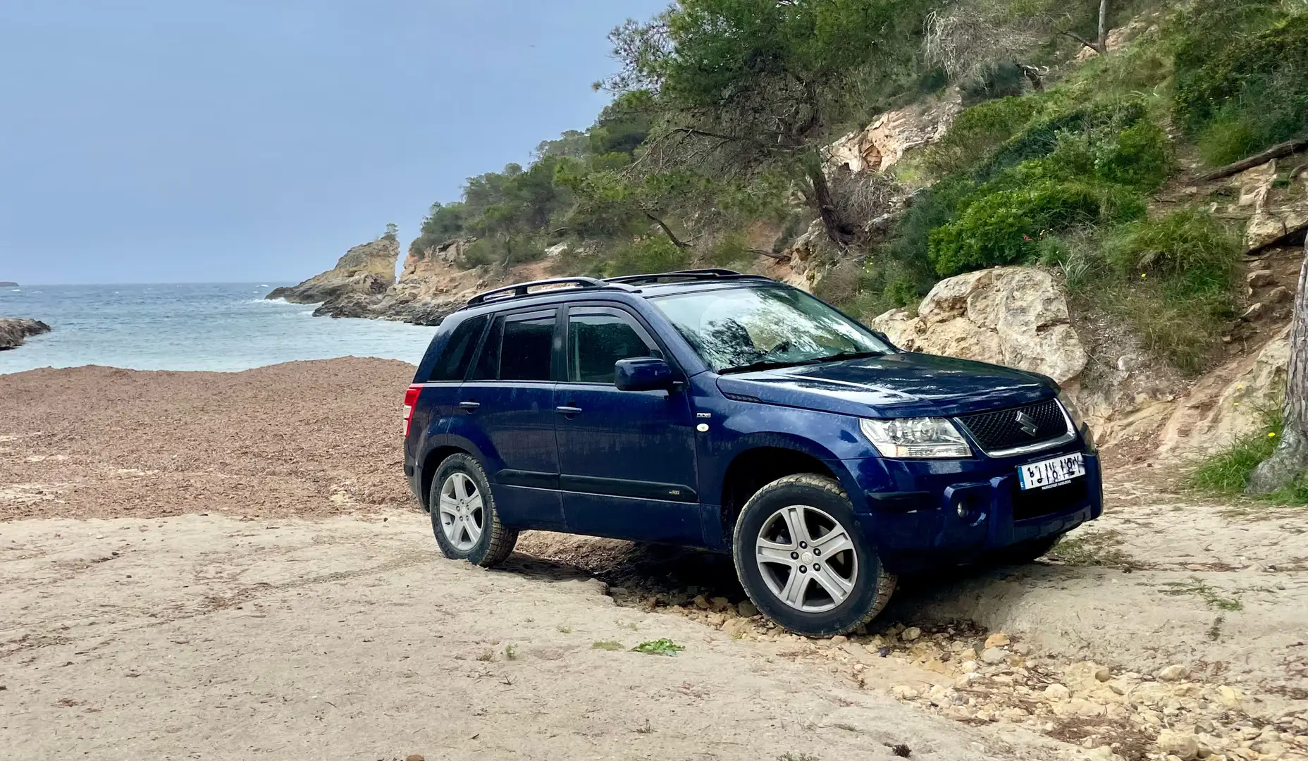 Suzuki Grand Vitara 1.9 DDiS Comfort DPF - 2
